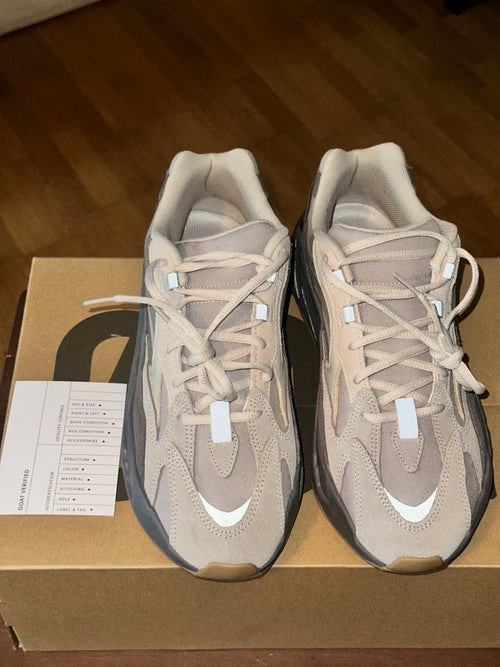 Adidas Yeezy Tephra s 10.5